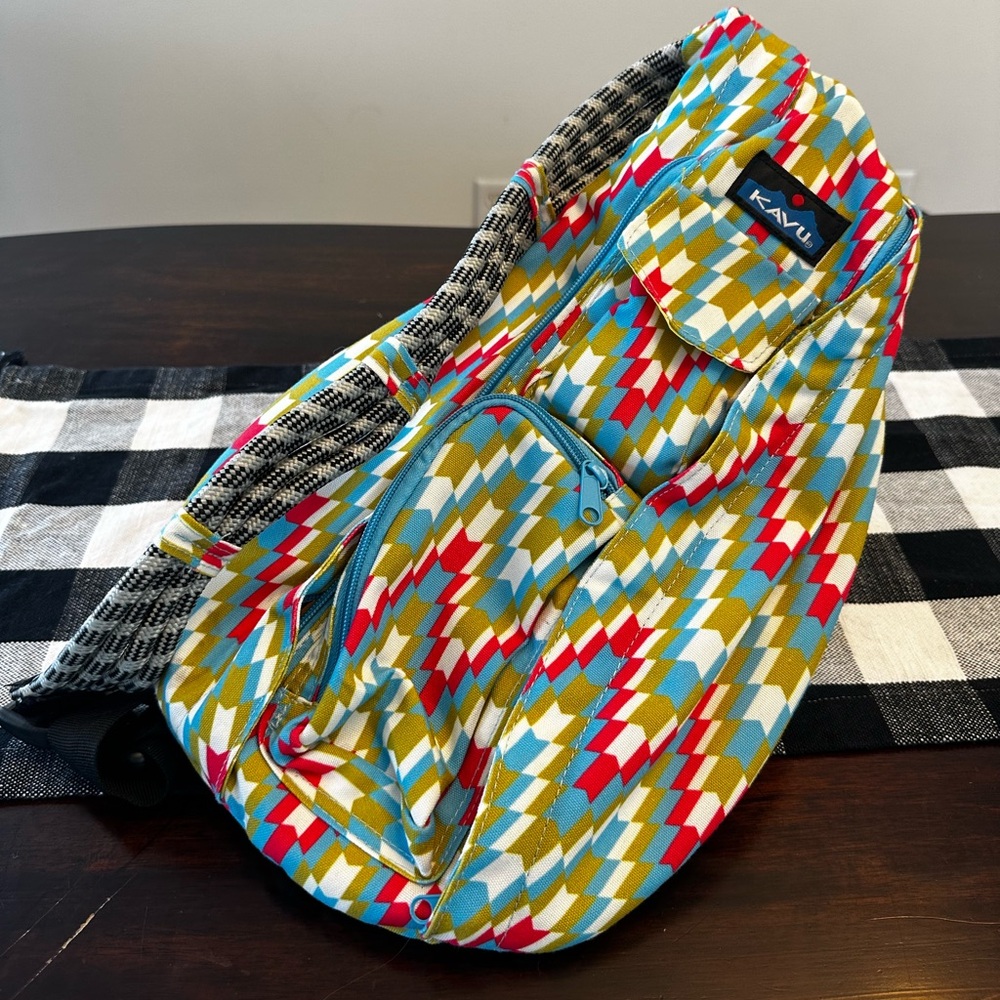 Kavu sling bag